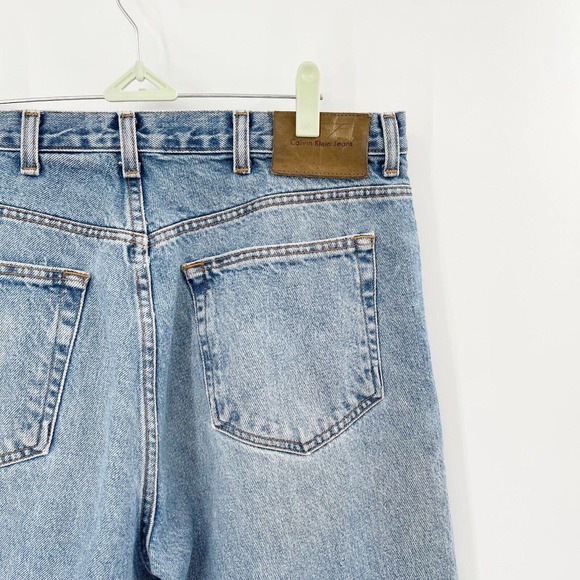 Calvin Klein Vintage Easy Fit Tapered Jeans Sz 36 Men's Blue Stonewash Pockets - Picture 5 of 10